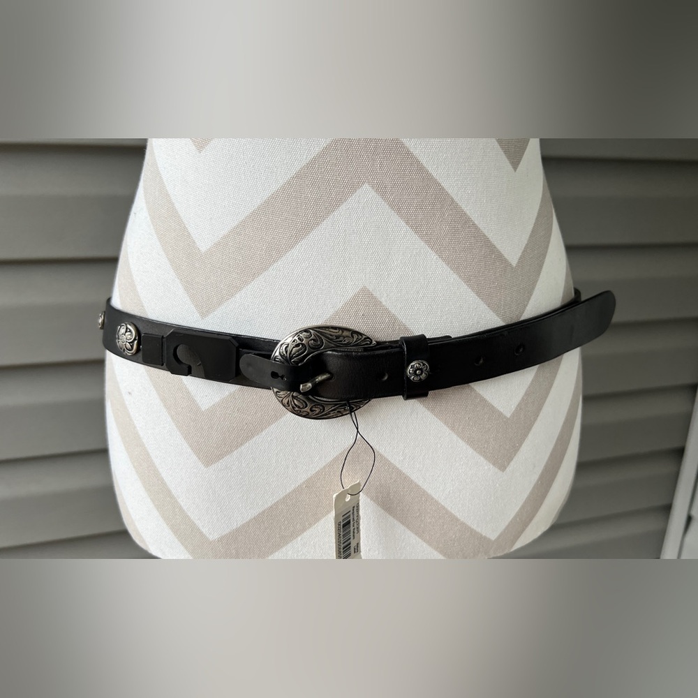 NWT- Garuglieri 1602 Black Leather Floral Stud Belt Made In Italy Women’s Sz XL